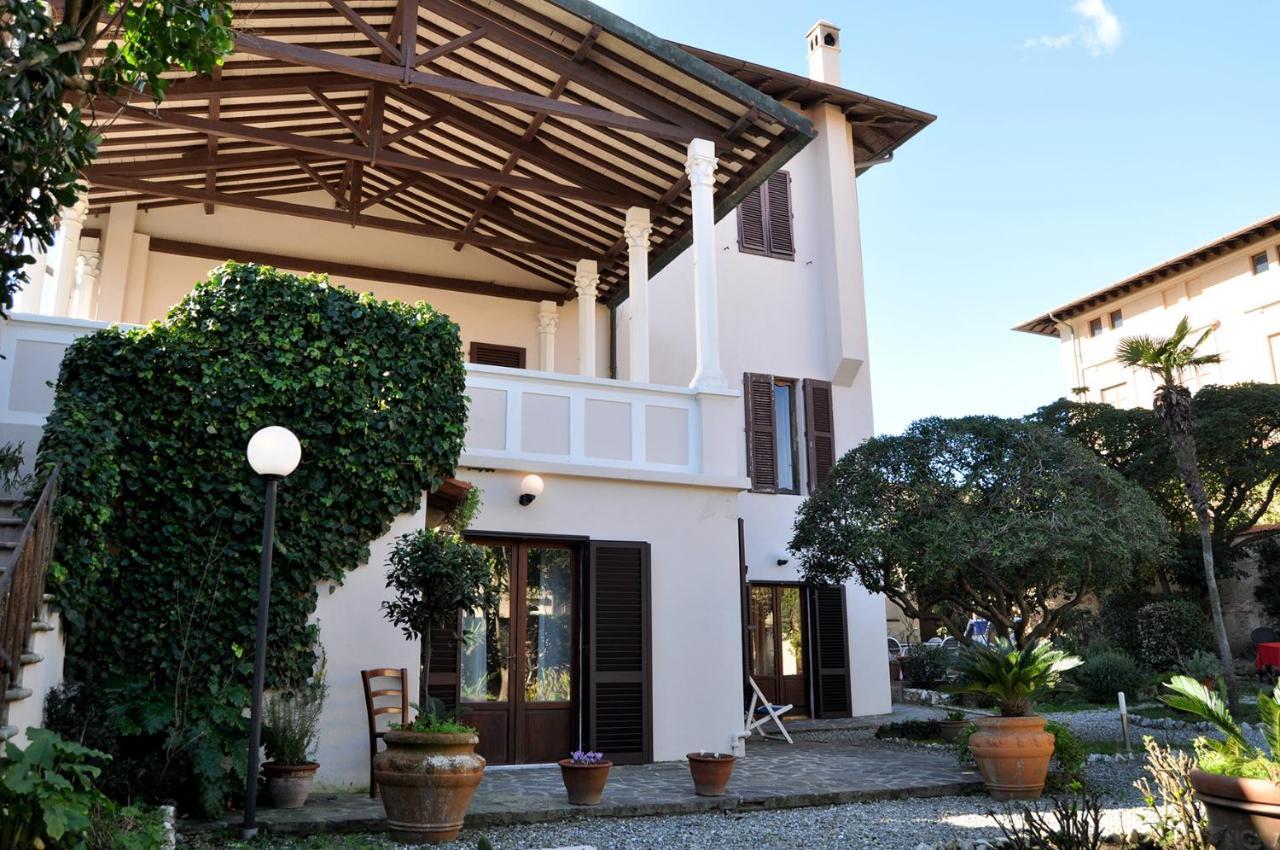 Villa Salvini Marina Di Pisa Kültér fotó