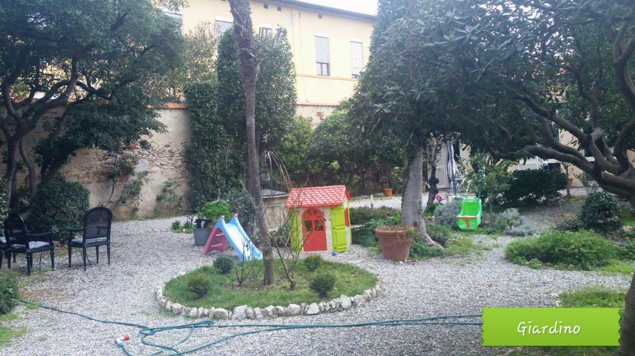 Villa Salvini Marina Di Pisa Kültér fotó