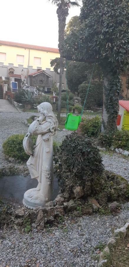 Villa Salvini Marina Di Pisa Kültér fotó